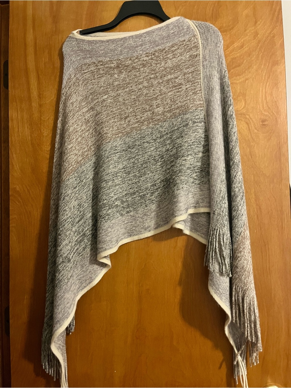 Source Unknown Heathered Gray Fringe Knit Wrap